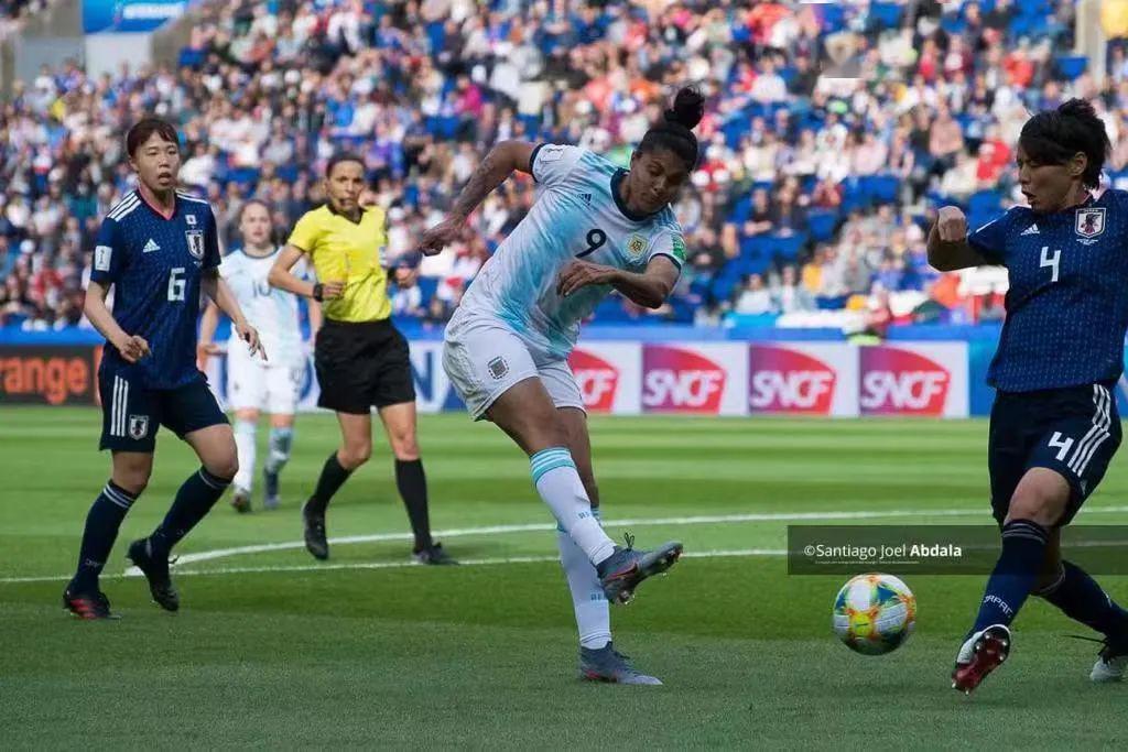  里昂女足球員包攬聯賽射手榜前三  