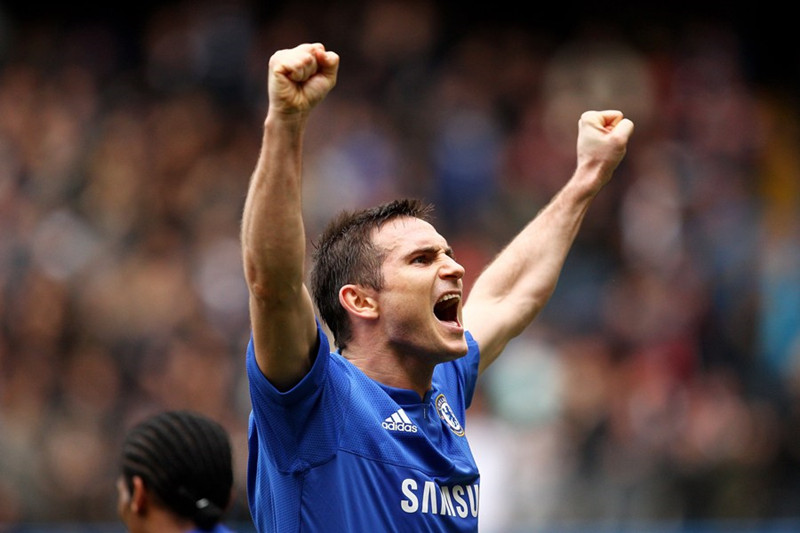  朗斯传奇门将退役，二十年生涯终落幕  