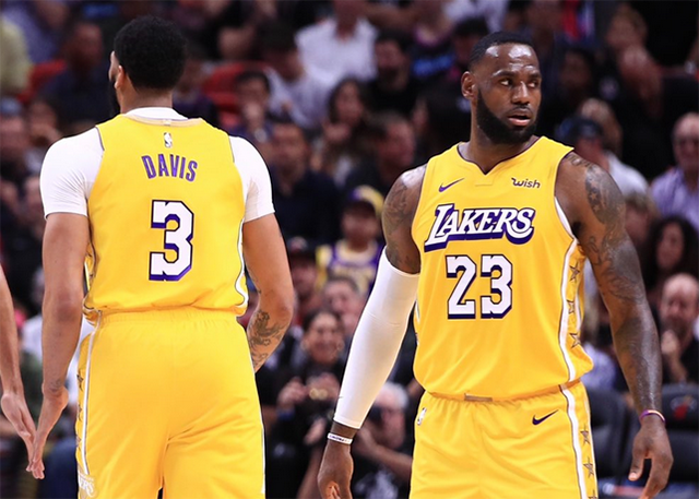  阿德巴约22+15，热火终结湖人四连胜  