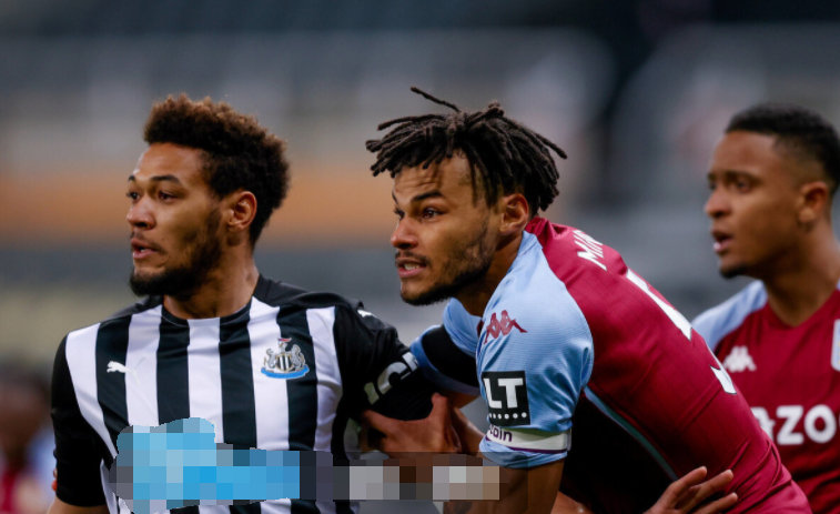  杜布拉夫卡神扑救主纽卡斯尔客场零封布莱顿